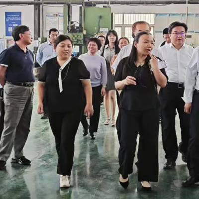 企業(yè)動(dòng)態(tài) - 山東大學(xué)齊魯交通學(xué)院李利平院長一行來山東天工調(diào)研